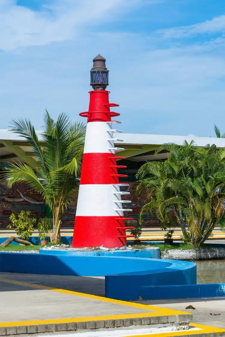 Hotels near Parque Marino del Pacifico