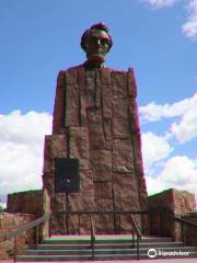 Монумент Аврааму Линкольну