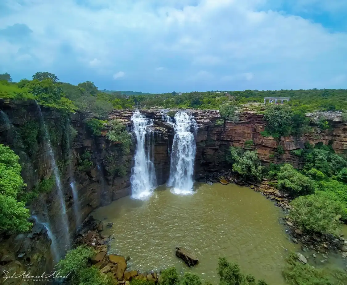 Hotels near Dhua Kund