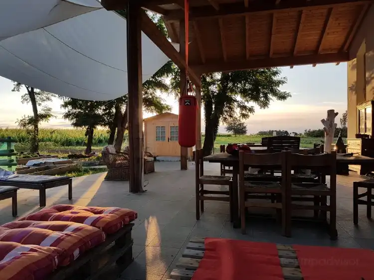 Hotels in Ozzano Taro