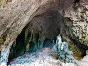 Caverna de Escoteino