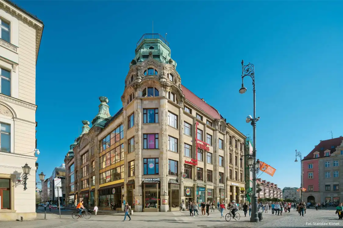 Hotel in zona Department Store "Feniks"