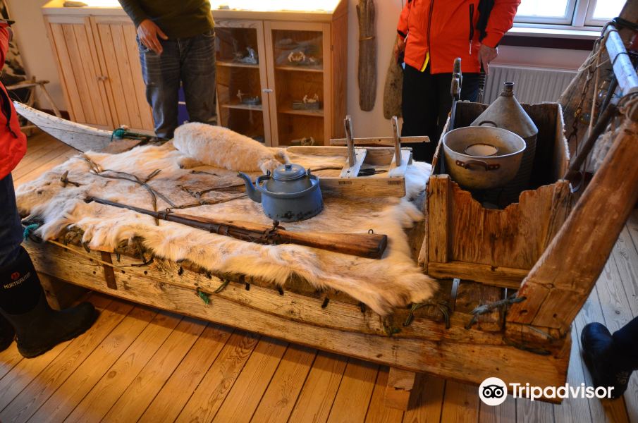 Nuuk to Qaanaaq Flights