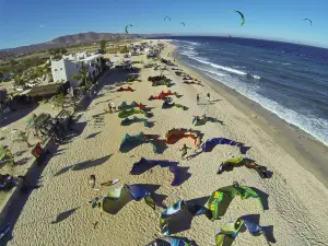 ExotiKite Kiteboarding School