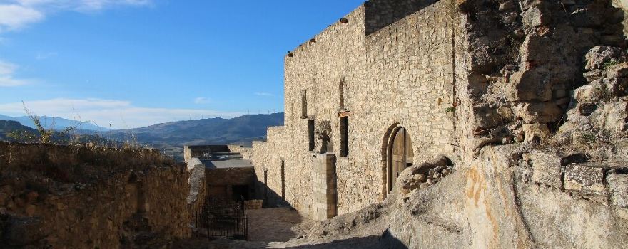 Sperlinga Castle