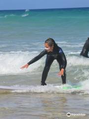 Surfers Free School