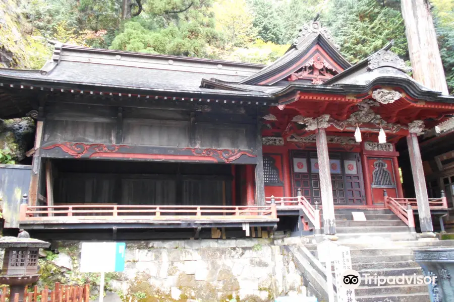 Haruna-jinja Shrine