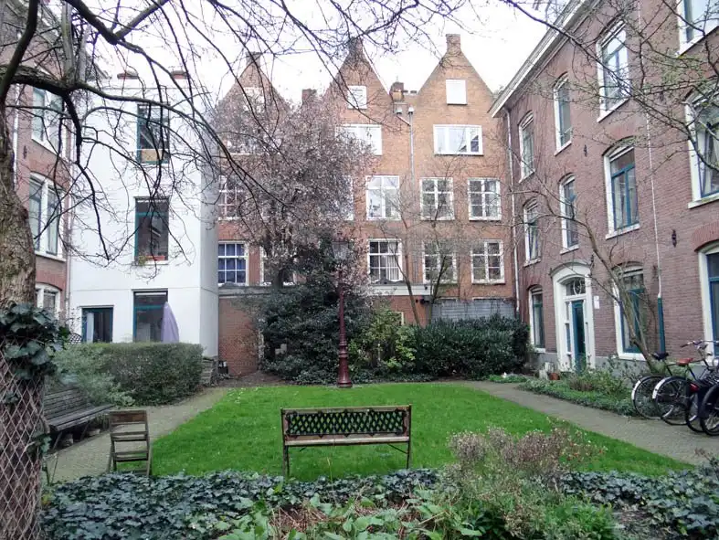 Hotels near Concordiahofje Noord