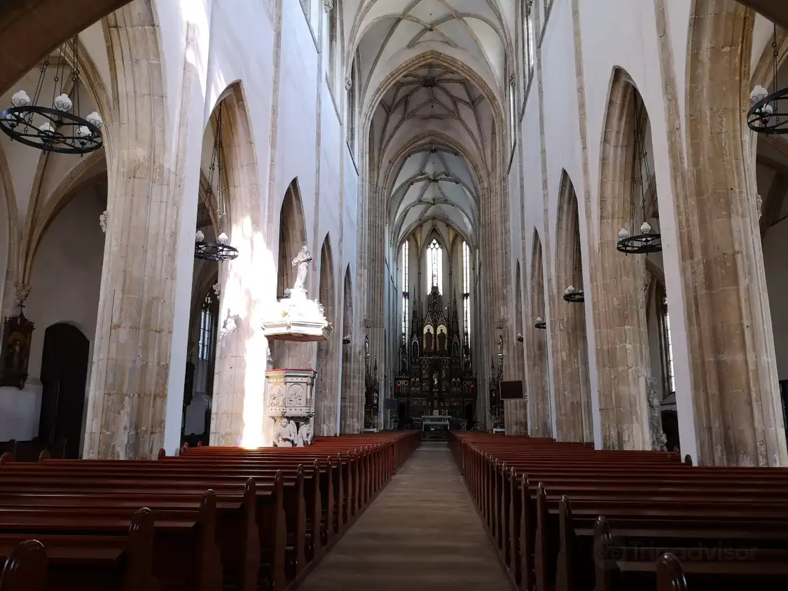 Hotels near Saints Peter and Paul Basilica