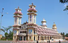 Cao Dai Temple