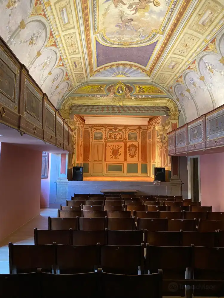 Hotels near Pesaro