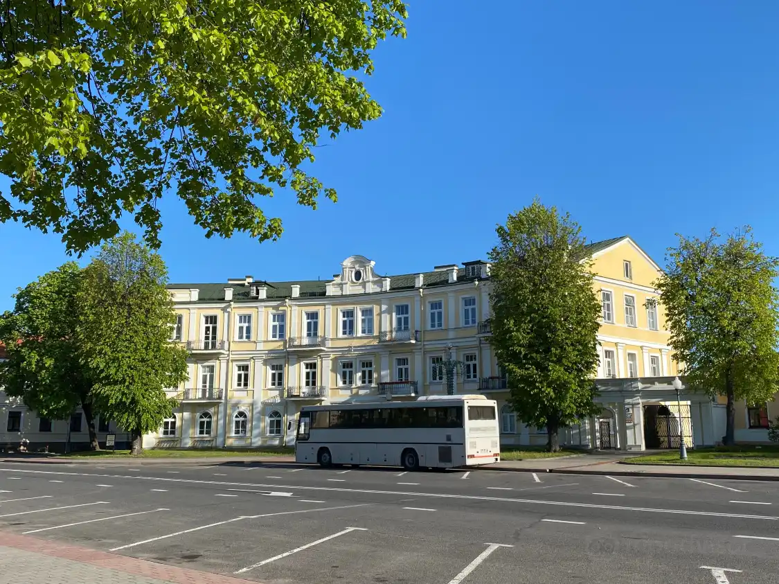 Hotels near U Maystra Gallery