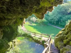 Caves of Labante