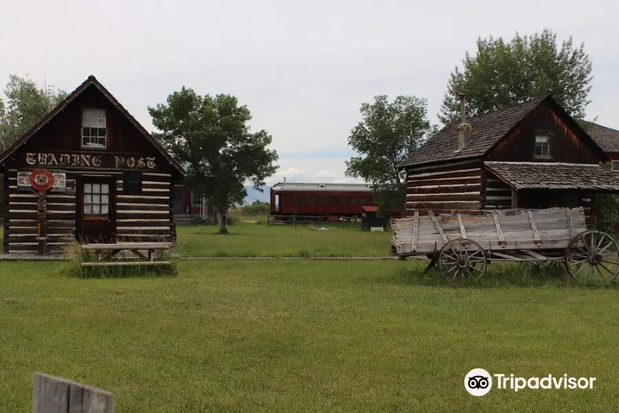 Four Winds Indian Trading Post