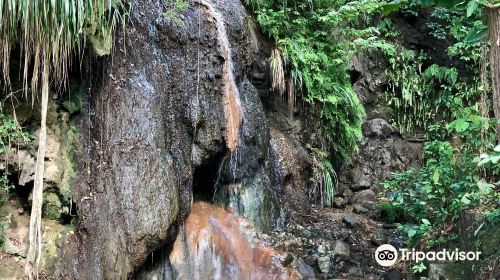 Piton Falls