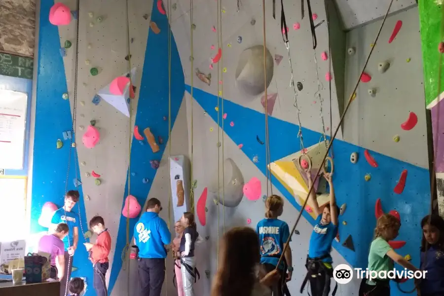 The Overhang Indoor Climbing Centre