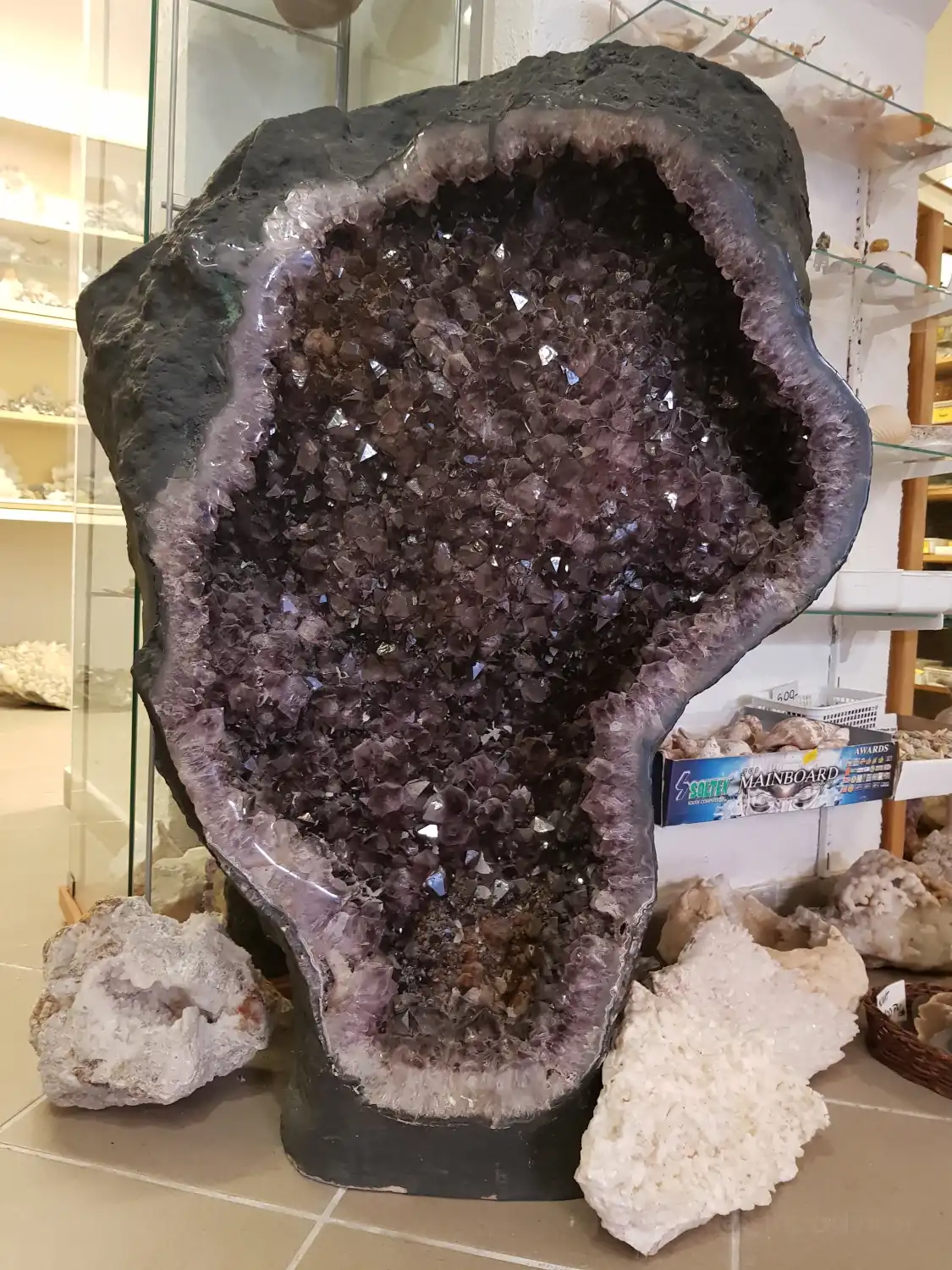 Hotels near Museum of Minerals
