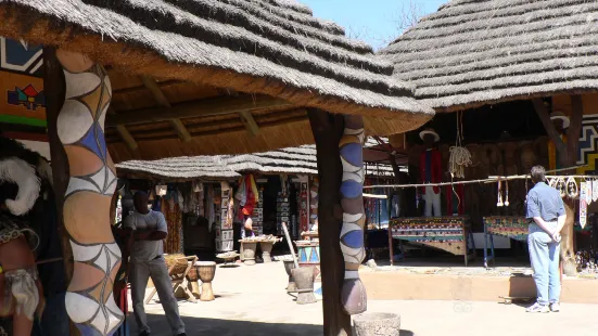 aha Lesedi Cultural Village