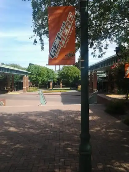 Hotels near Oklahoma State University-Tulsa