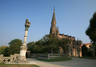 Capilla Panteón de los Marqueses de Comillas