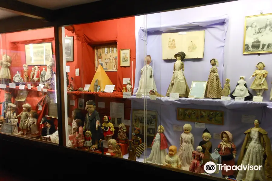 The Lilliput Doll & Toy Museum