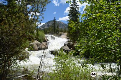 Grottos Trail