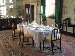National Trust - Avebury Manor