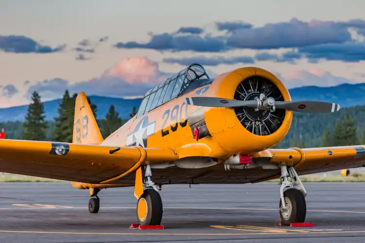 Hotels near Commemorative Air Force Southern California Wing Museum