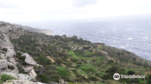 Dingli Cart Ruts (Clapham Junction) and Caves