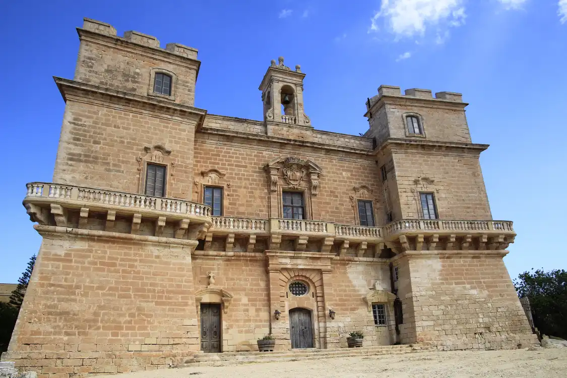 Hotels near Castillo de Selmun