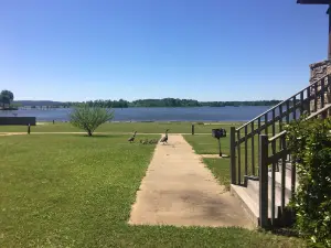 Lakepoint Resort State Park