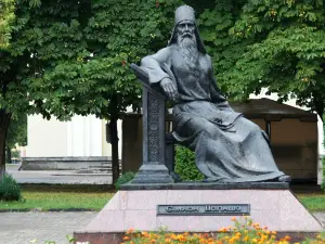 Памятник, Сiмяон Полацкi