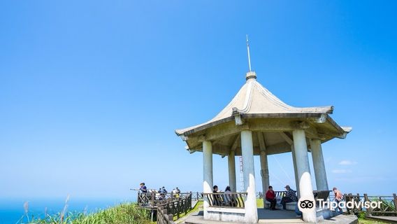 Jilong Mountain Hiking Trail