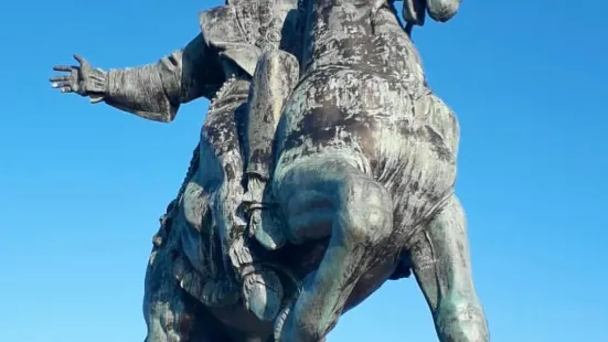 Monument to Empress of Russia Elizaveta Petrovna