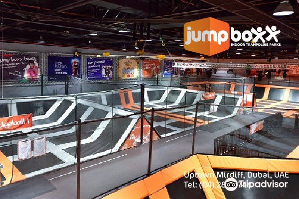 Dernières offres de billets et réductions pour Jump Boxx Indoor Trampoline  Park en janvier (mis à jour en 2024), évaluations sur Jump Boxx Indoor Trampoline  Park, adresses et heures d'ouverture de Jump