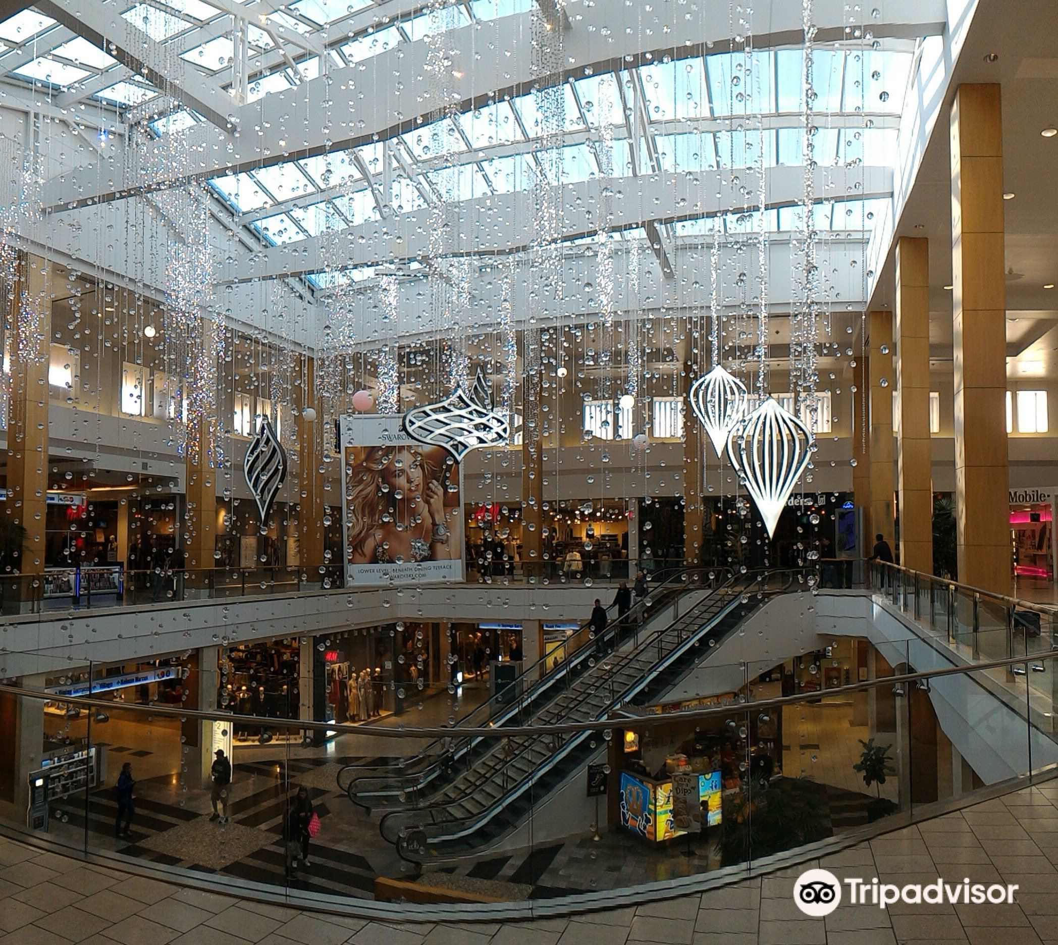 Westfield Topanga - mall in Los Angeles, California, USA 