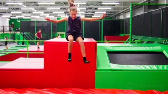 GOjump Krakow-Mateczny Park Trampolin