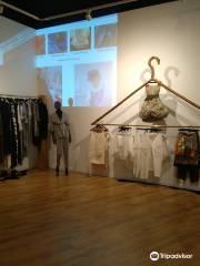 Begemot Art & Fashion Gallery