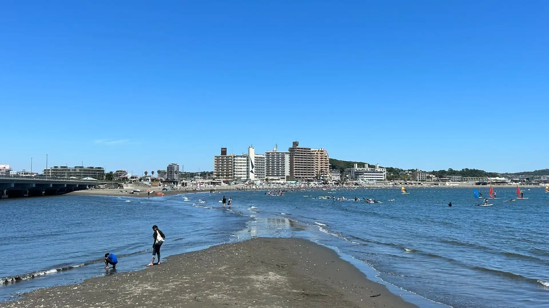 Hotels near Katase Higashihama Beach