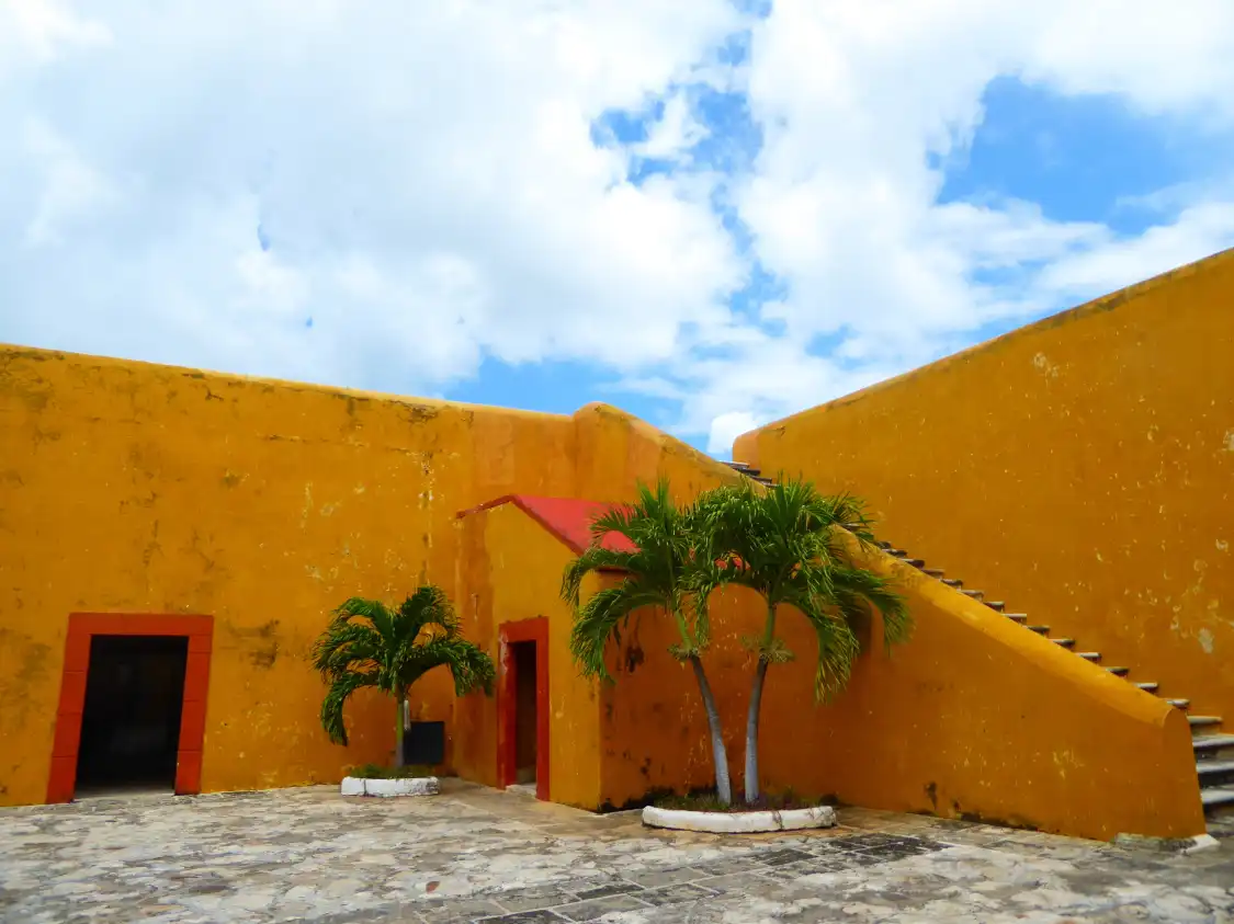 Hotels near Campeche Archaeological Museum, Fort San Miguel
