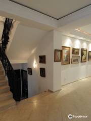 Amber Gallery