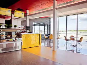 ICAR Mirabel - motorsports complex