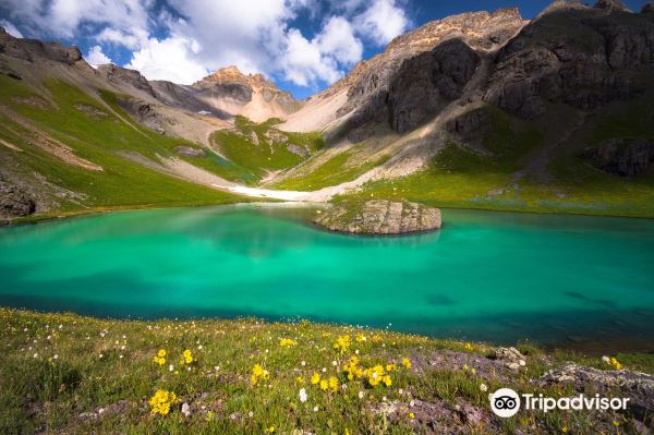 Island Lake
