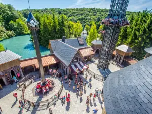 Nigloland, Parc D'Attractions & Hotel