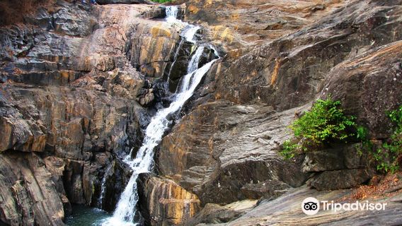 Kanthanpara Waterfalls