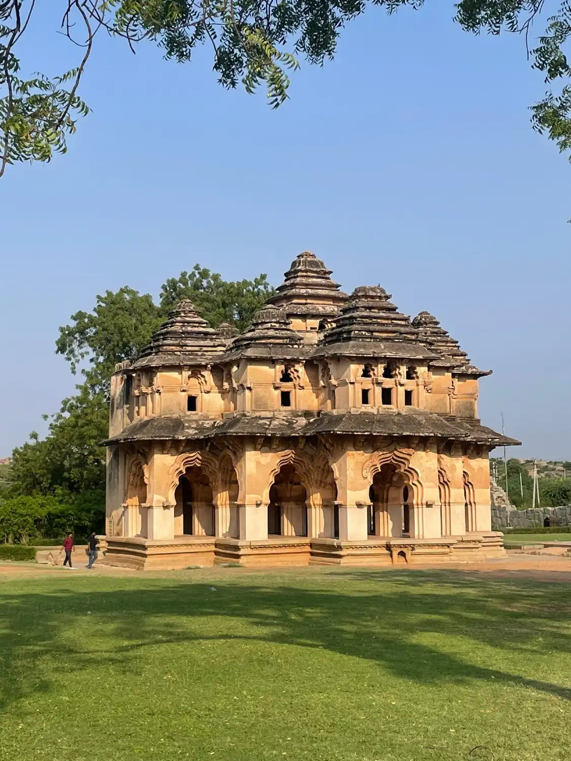 Hotels near Lotus Mahal