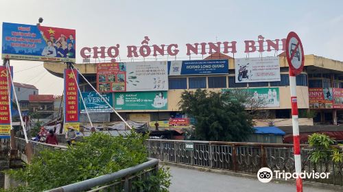 Rong Market Ninh Binh