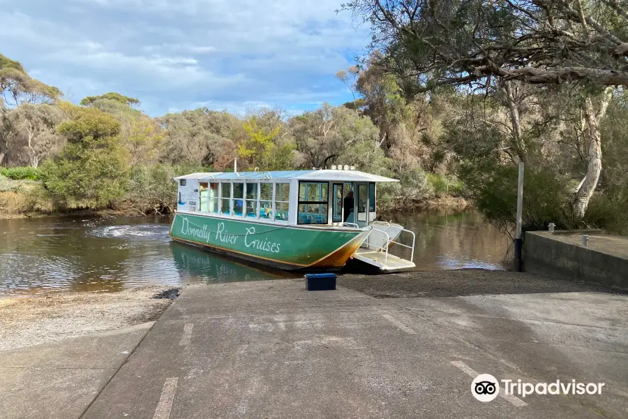 Donnelly River Cruises