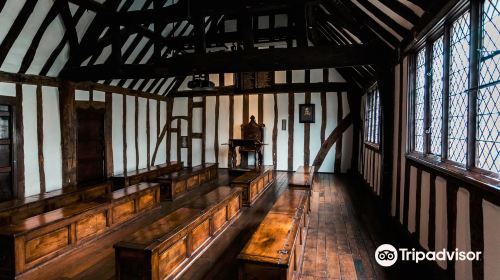 Shakespeare's Schoolroom & Guildhall