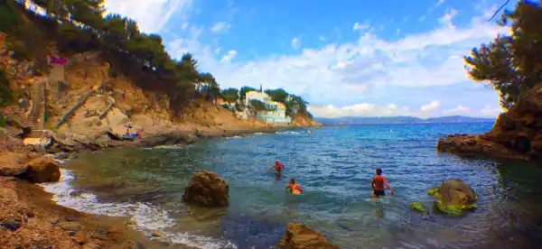 濱海卡瓦萊爾酒店